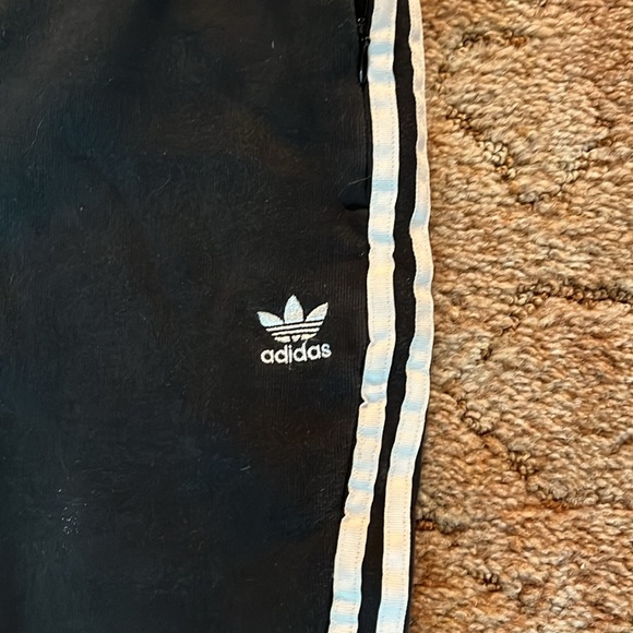 Women’s adidas joggers size medium - Picture 4 of 7